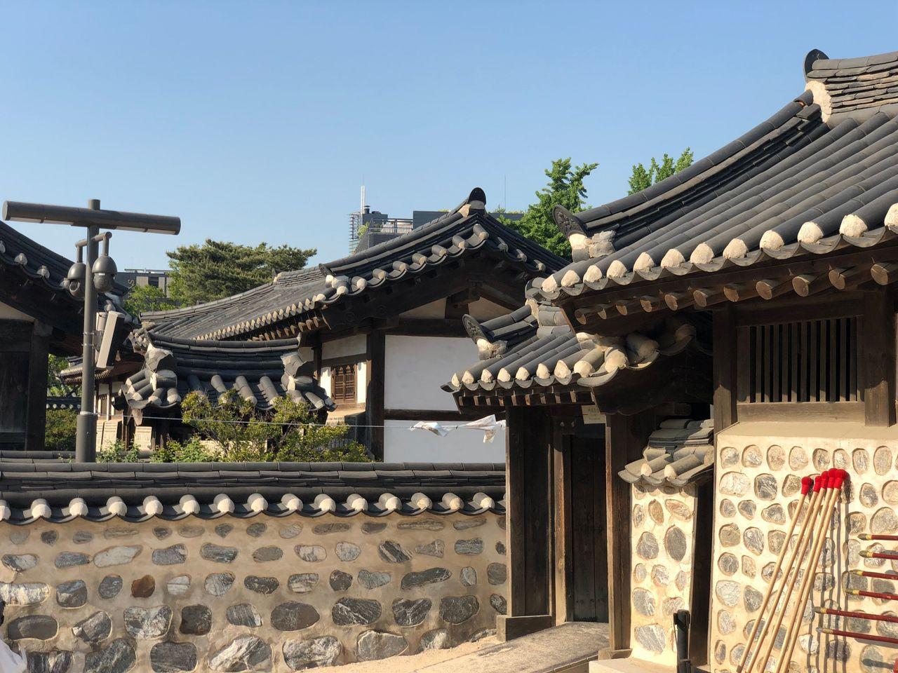 Place where time has frozen; Namsangol Hanok Village, the most beautiful site in Seoul